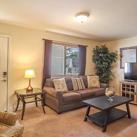 Oak Shores 71